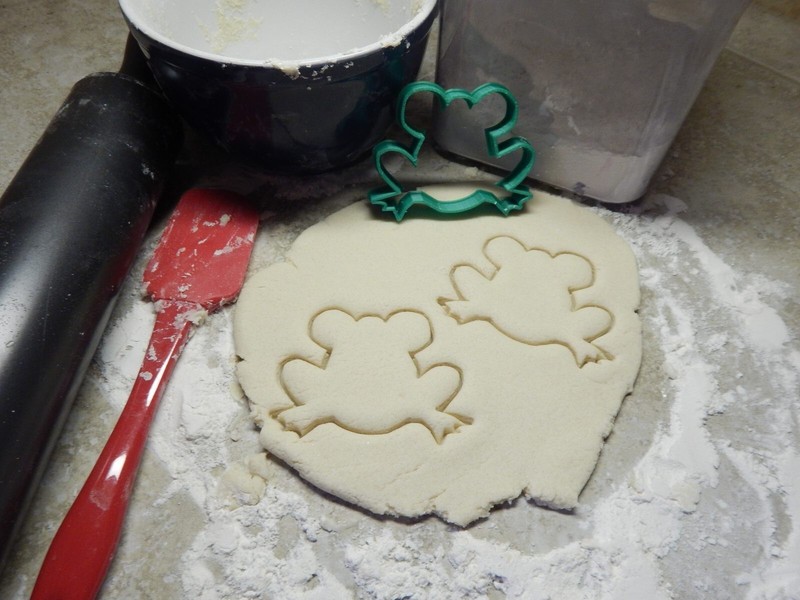 LITTLE PICKUP TRUCK BLUE COLOR CHILDRENS BOOK BEDTIME COOKIE CUTTER USA PR1501 gallery