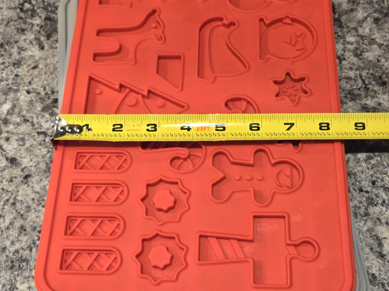 Pampered Chef Christmas Gingerbread House Silicon Candy Cookie Mold Halloween gallery