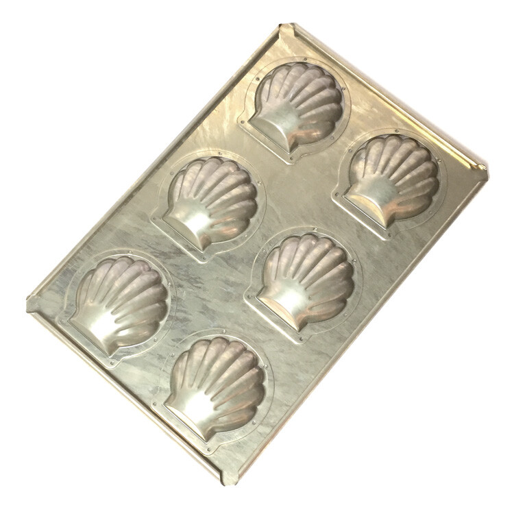 Chiyoda Metal Scallops Mini Cake Madeleine Mold 6P Baking Sheet Oven gallery