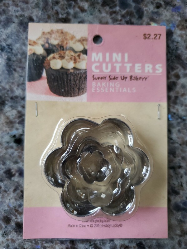 Sunny Side up Bakery Flowers shaped Mini Cutters 3 pcs set