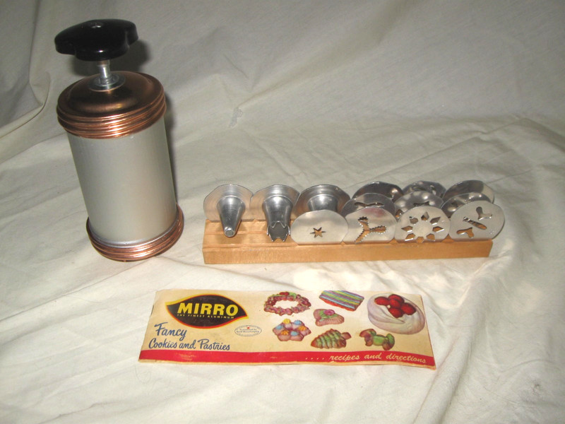 Vintage Copper Mirro Cookie Cooky Pastry Press Spritz 10 Disc 3 Tips 358-AM