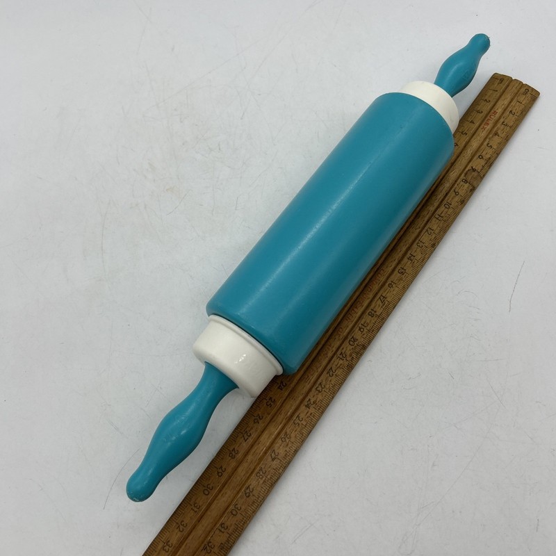 Aqua Tupperware Fill N Chill Medium Plastic Rolling Pin 32cm Retro gallery
