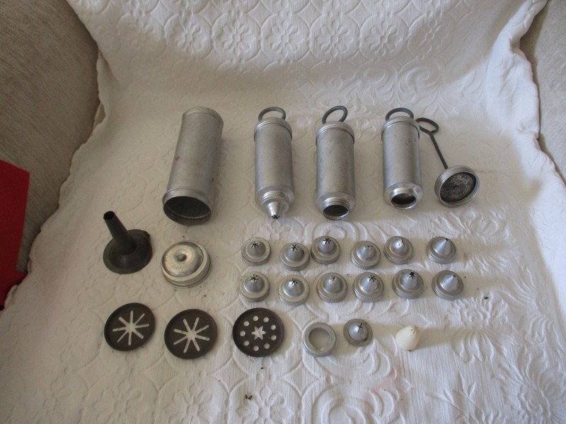 Vintage Aluminum Icing Tube Cake Decorator Lot