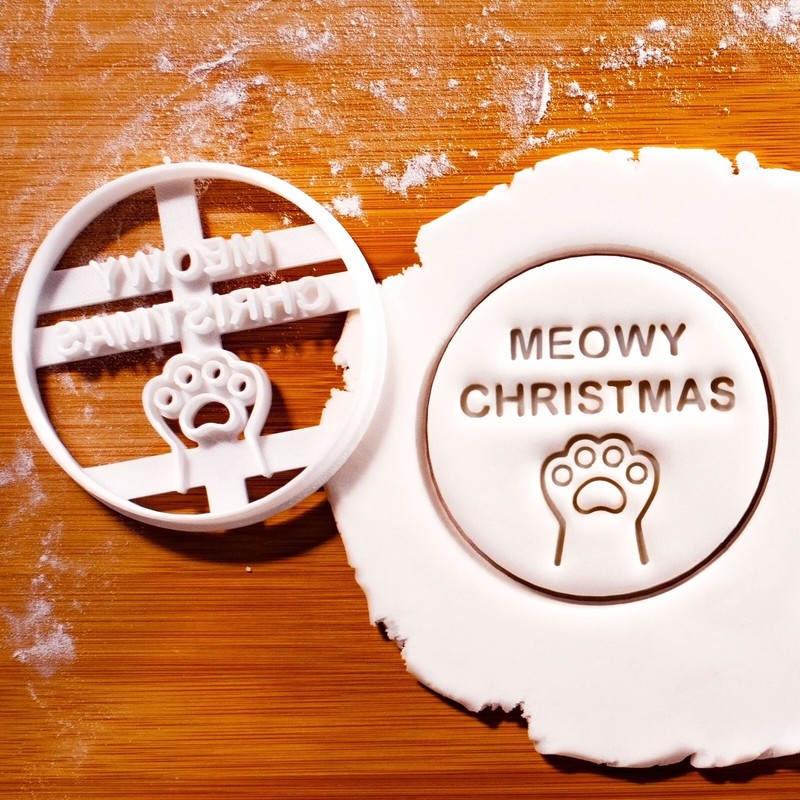 Meowy Christmas Cookie Cutter – cat xmas treats kitty kitten feline paw festive