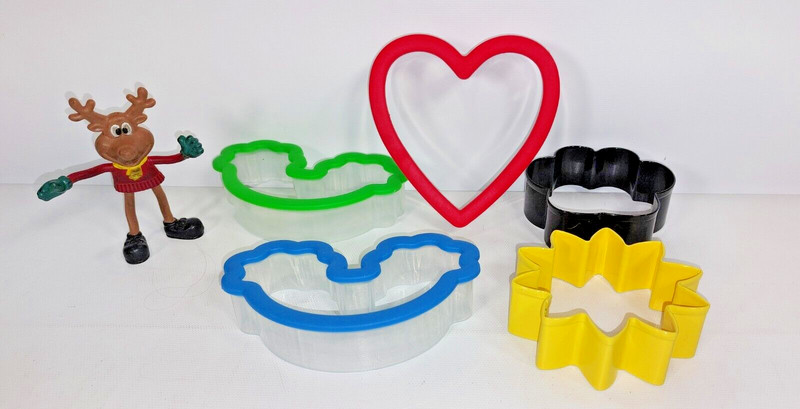 5 pc Wilton Comfort Grip Cookie Cutters Heart Rainbow/Clouds Daisy & Paw