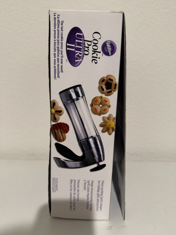 Wilton Cookie Pro Ultra II Cookie Press with 16 Disk Complete 2006 NEW