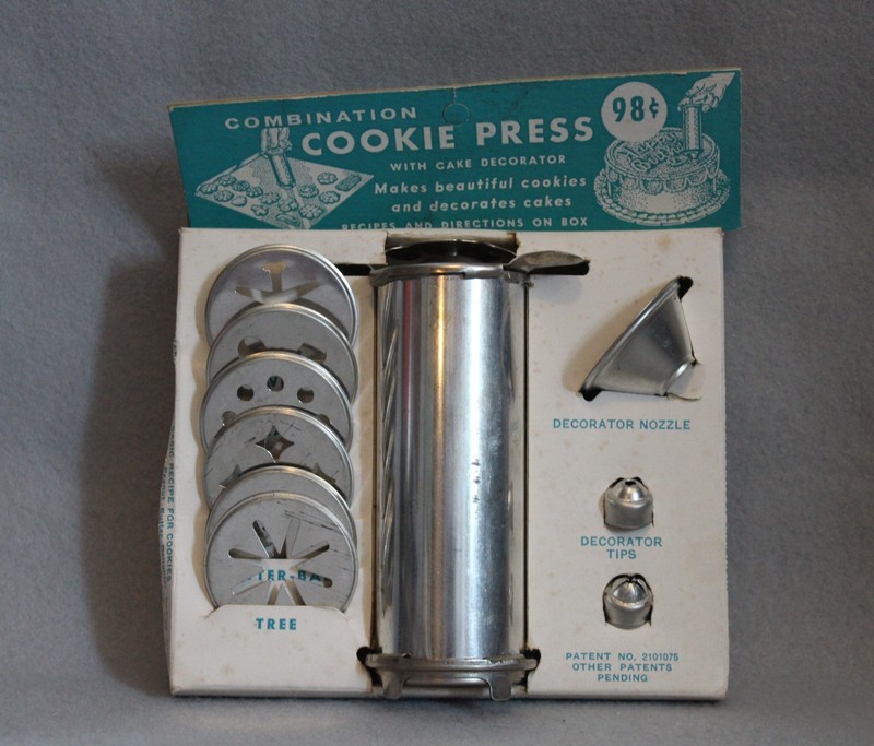 Vintage Cookie Press Aluminum Decorator Nozzle Tips Cakes 6 Shape NEW NIP