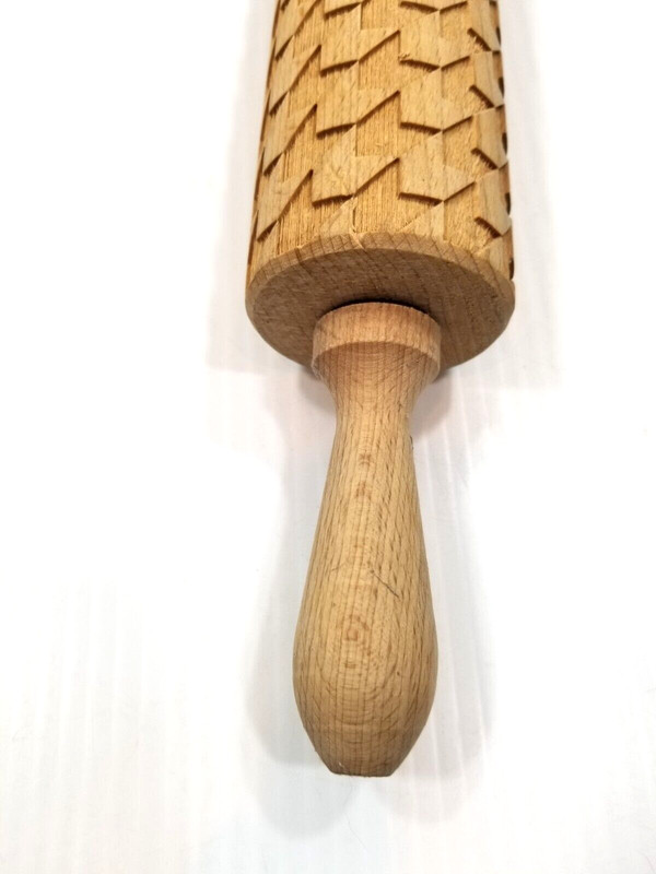 VALEK Chevron Arrow Pattern Laser Cut/Embossed Wooden 17" Rolling Pin gallery