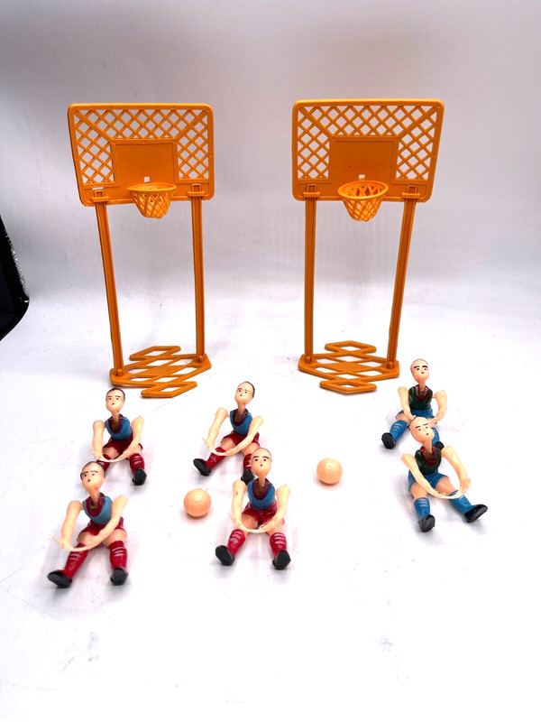 Vintage Wilton Basketball Players Hoop and Net Cake Toppers REALLY SHOOTS!