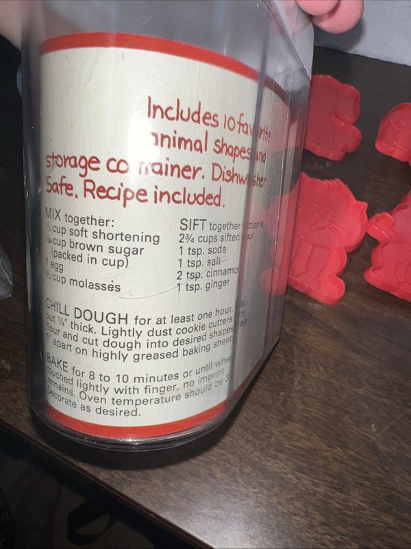 11 Piece Red Plastic Animal Cookie Cutter Set w/ Storage Container & Recipe gallery