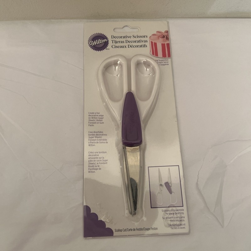 Wilton Fondant Decorative Scissors Scallop Cut – NEW!