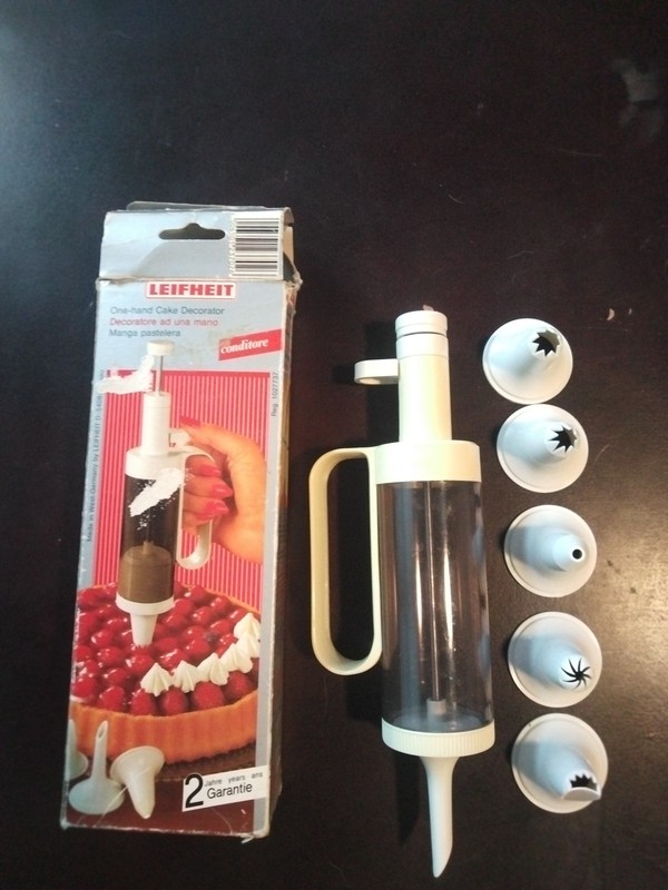 Vintage – Leifheit – One Hand Cake Decorator – Made in Germany – Original Box