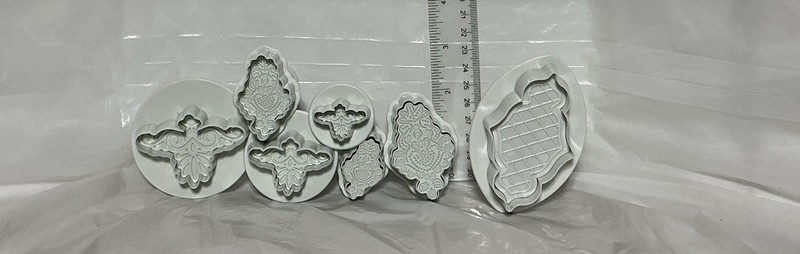 Decorative Plunger Cutter Assorted Sizes