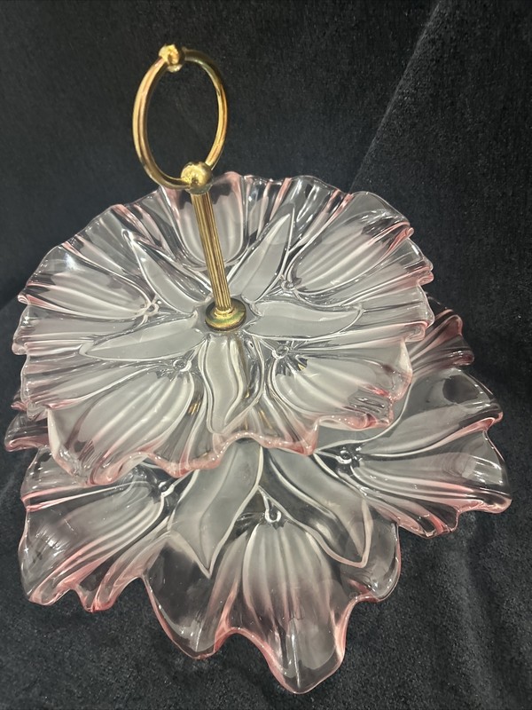 Pink Art Glass Tulip Flower 2 Tier Cake Stand gallery