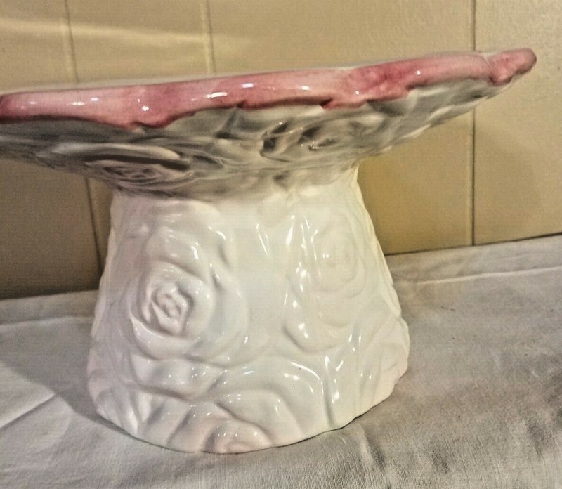 Cake Plate White Floral Embossed Ceramic 6″ Tall Pedestal 11″ Diameter Scalloped