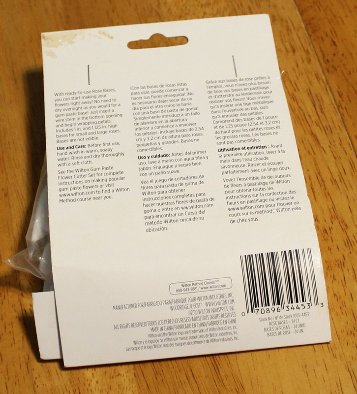 Wilton ~ GUM PASTE ROSE BASES #1005-4453 - 24 Pc - Plastic - White - Unused gallery