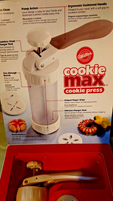 Wilton VTG Cookie Max Press 2001 12 Designs Preowned gallery