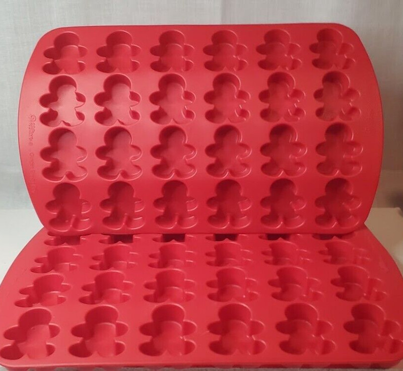 2 Wilton Gingerbread Boy Christmas Chocolate Candy Mold 24 Cavity Silicone