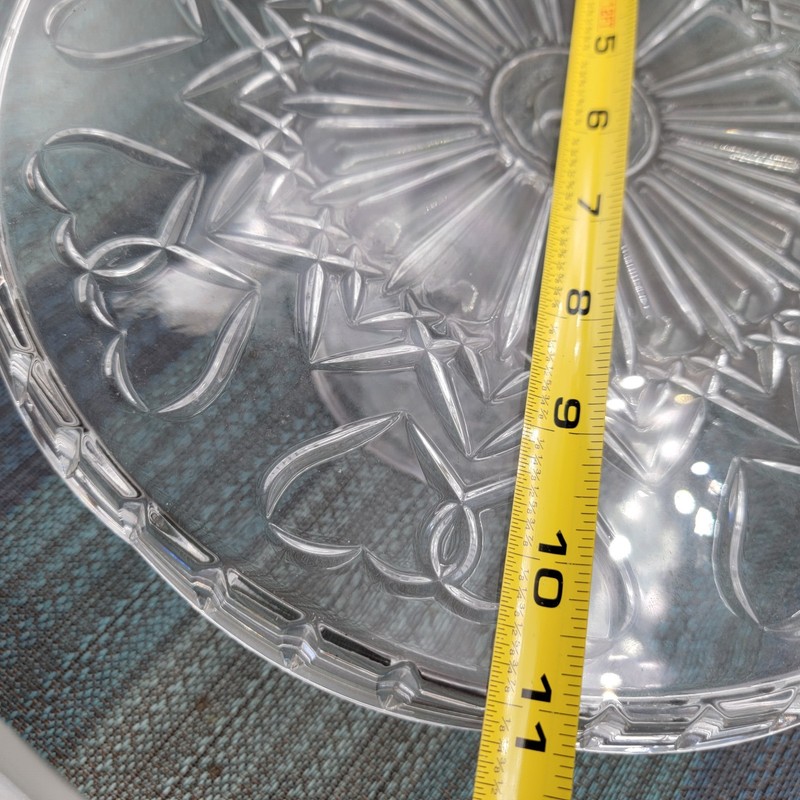 Hearts Design Cake Stand. 11.5" Wide. Shannon Crystal Designs Of Ireland. Nice! gallery