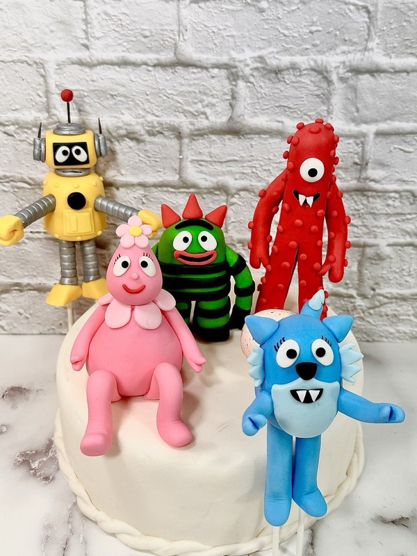 ✨ 3D Yo Gabba Gabba Fondant Toppers – Perfect for Your Themed Party! ✨ gallery