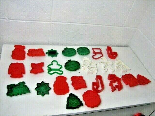 christmas plastic cookie cutters, vintage 24 each