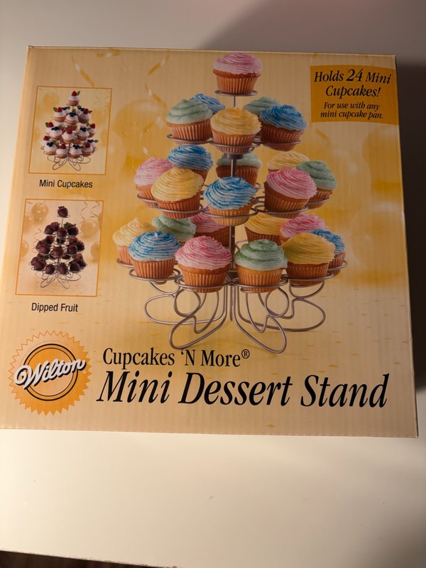 NEW Wilton Mini Dessert Silver Toned Stand For Mini Cupcakes, Dipped Fruit, Etc.