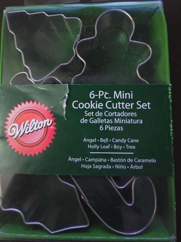 NEW Wilton 6 Pc Mini Variety Cookie Cutter Set Christmas New In Box Holiday Bake gallery