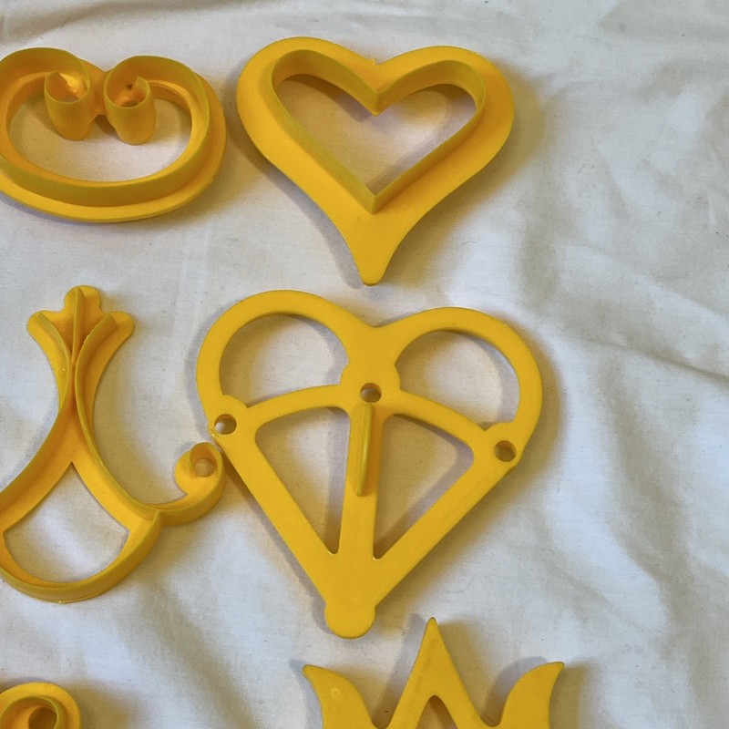 14 Pc Wilton Cake Decorating Tools Pattern Presses Ornate Scroll VTG Complete gallery
