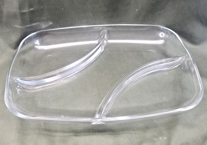 Luigi Bormioli Michelangelo Divided 3-Section Serving Tray Oval 11.5" x 8.25" gallery