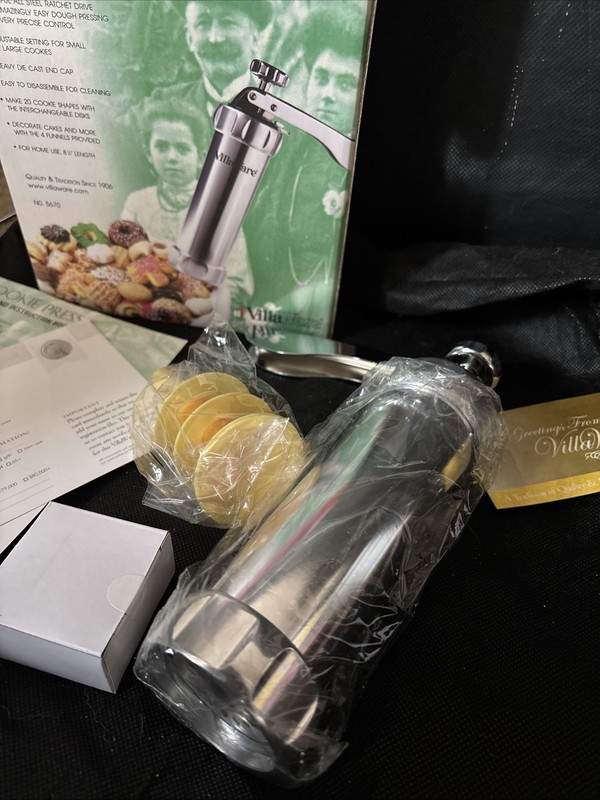 Villaware Classic Cookie 5670 Professional Cookie Press w/ box & instructions