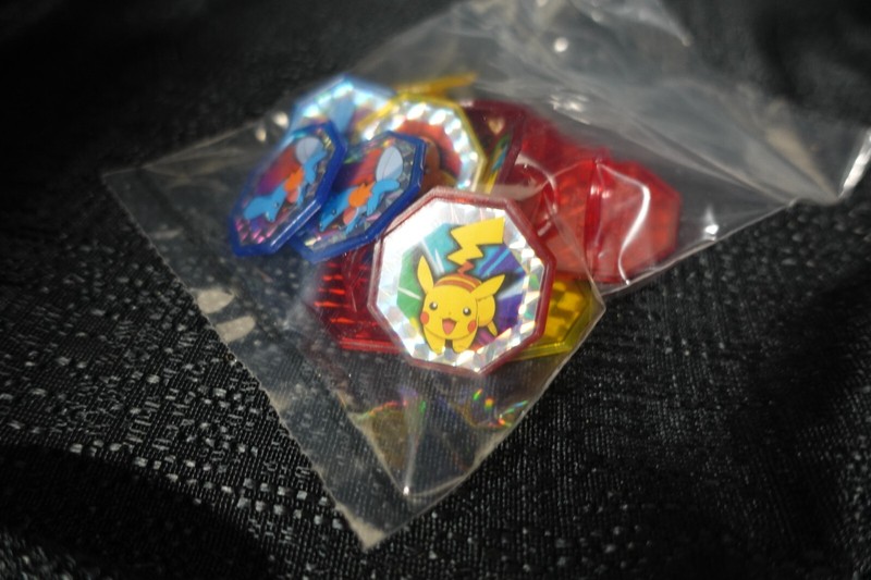 Bakery Crafts Pokemon cupcake rings 12 ct / NEW / Pikachu