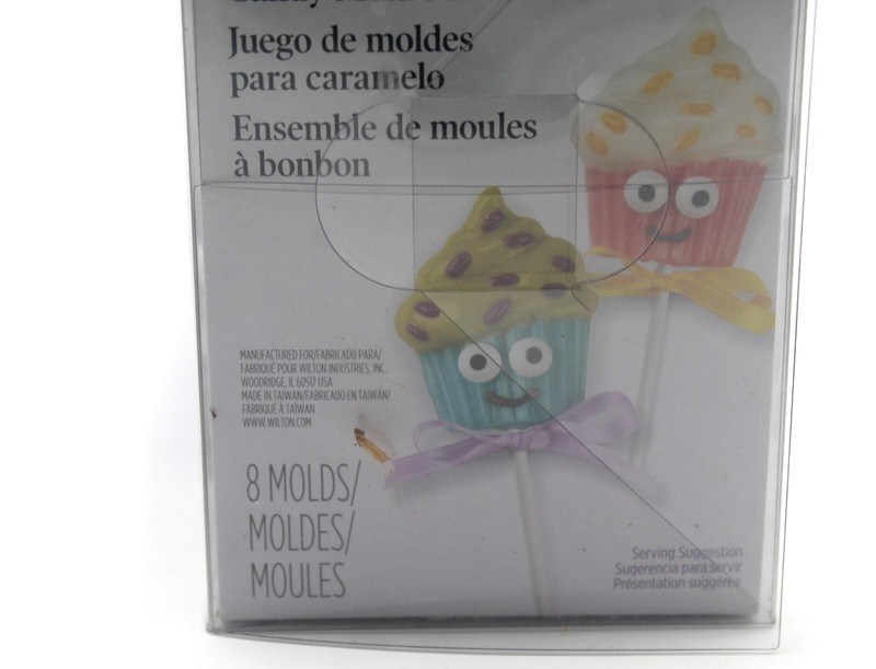 Wilton Candy Melts Mold Set 8 Trays Molds Stars Hearts Balls Bows Flowers NOS gallery
