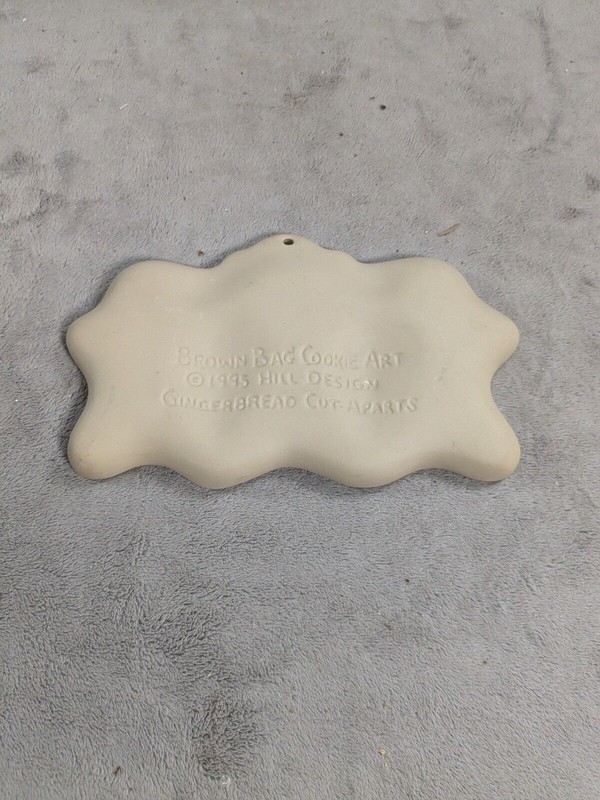 VTG 1995 Brown Bag Cookie Art Mold Gingerbread Men & Woman Cut-Aparts gallery