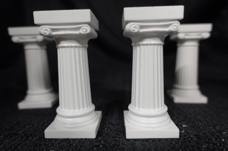 Wilton cake stacker 3" Grecian scroll pillars / 4 ct / white / vintage gallery