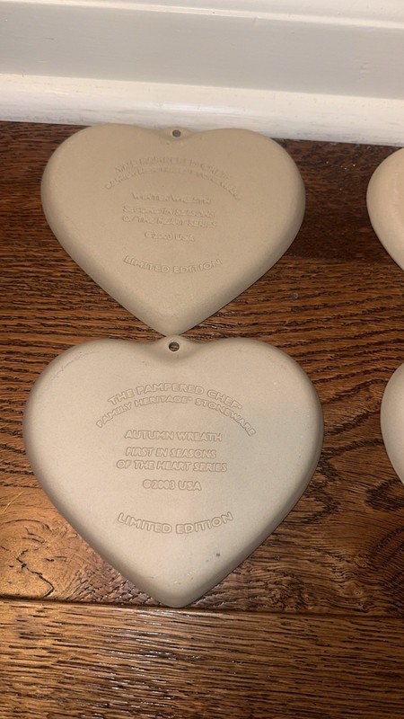 The Pampered Chef Stoneware Seasons Of The Heart Series Cookie Molds 2003 USA gallery