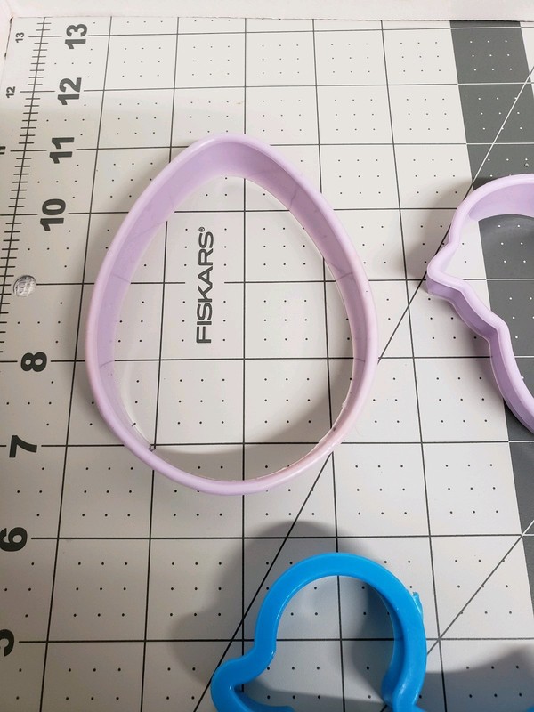 Cookie Cutters Plastic Easter 7 PC Set gallery
