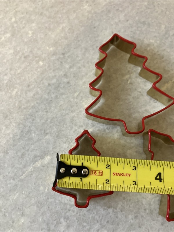 Christmas Tree Cookie Cutters Baking Kitchen Utensils Set Of 3 Festive Holidays gallery
