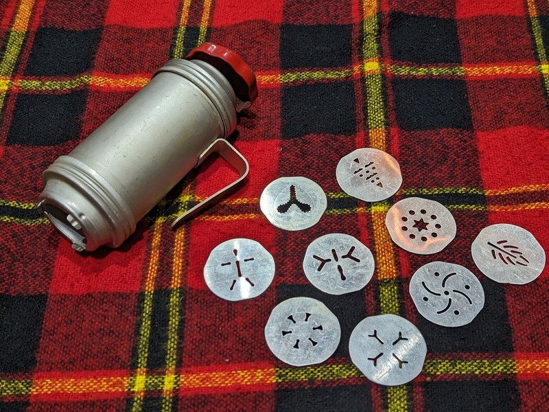Vintage Wear-Ever Aluminum Cookie Press No 3358 w/ 9 Cookie Plates Instructions