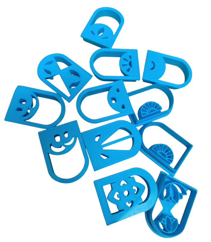 @ Assorted Colour & Design Plastic Cake Block Shapes 12Pc w482