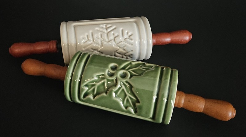 Ceramic Embossed Rolling Pins Holly & Snowflake Pastry Cookies Set Of (2) gallery