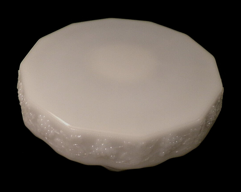VINTAGE WESTMORELAND MILK GLASS PEDESTAL CAKE STAND - HARVEST GRAPES gallery