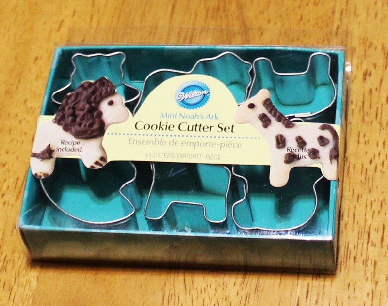 Wilton ~ 6 PC MINI NOAHS ARK COOKIE CUTTER SET #2308-1206 – NEW – Metal – 1″x2″