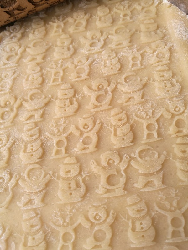 Mini Rolling Pin Laser Engraved Rolling Embossed Dough Roller Christmas pattern gallery
