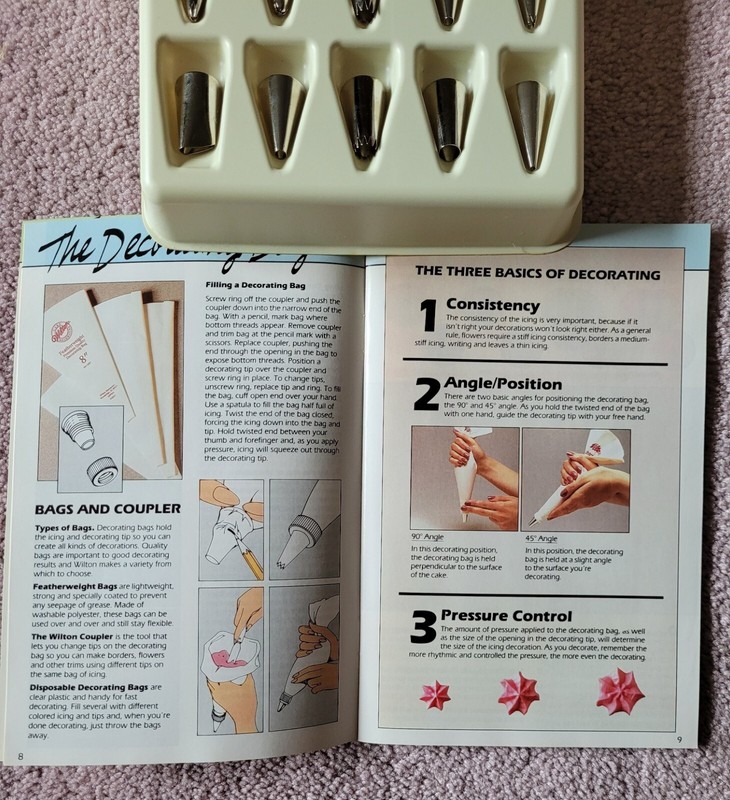 Vintage Wilton 36 Piece Deluxe Cake Decorating Set gallery
