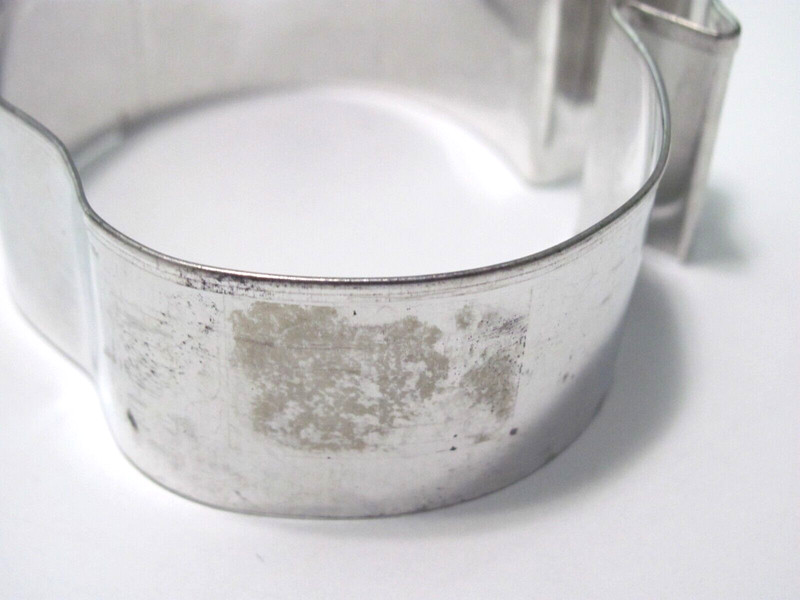 PRE-OWNED TIN ALUMINUM PUMPKIN SHAPED COOKIE CUTTER gallery
