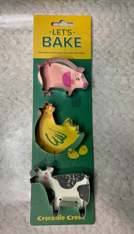 Crocodile Creek Metal Barnyard Cookie Cutters Chicken Pig Cow – 3 Piece Set New