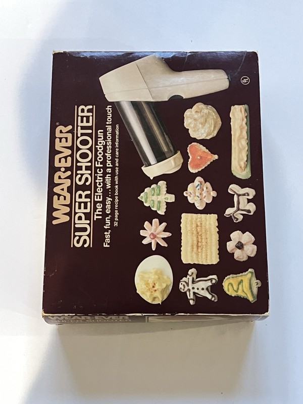 Wear Ever Super Shooter Electric Cookie Pastry Press Gun In Box #70123 Vintage gallery