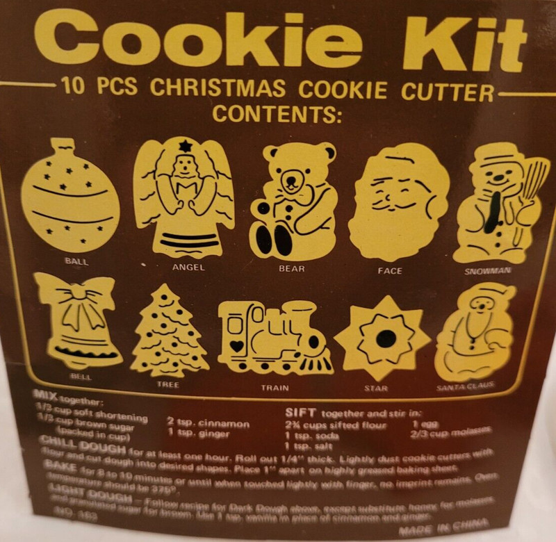 Vintage Christmas Red & Green 10 Piece Cookie Cutter Kit With Storage Container gallery