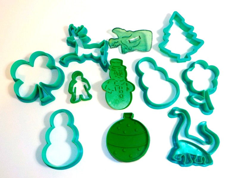Vintage Green Christmas Cookie Cutters Tree Bell Santa Lot of 11 Plastic