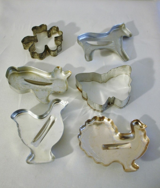 Vintage Metal Cookie Cutters, Shamrock, Rabbit, Chicken Set 6, Vintage Kitchen gallery